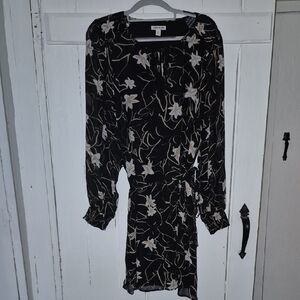 Elizabeth and James Black Floral Long Sleeve Dress